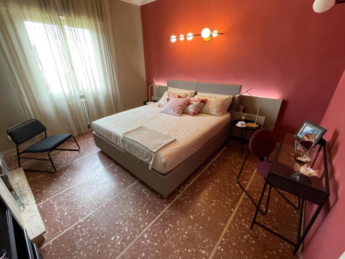 Appartamento In Villa A Tirrenia, Eleganza E Comfort A Pochi Passi Dal Mare Pisa Exterior foto